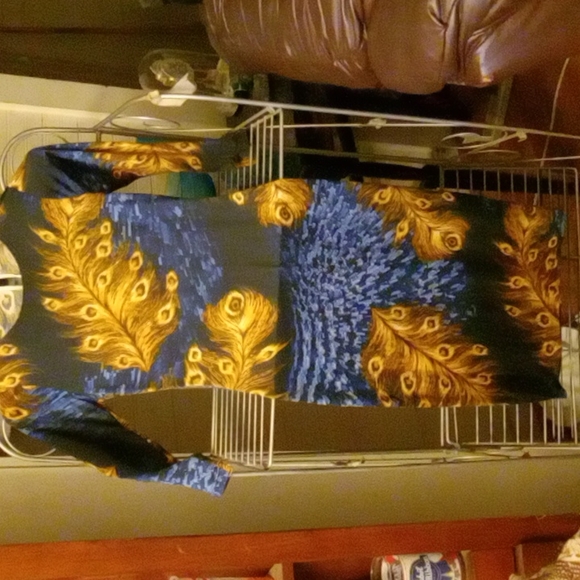 Dress - Picture 3 of 3